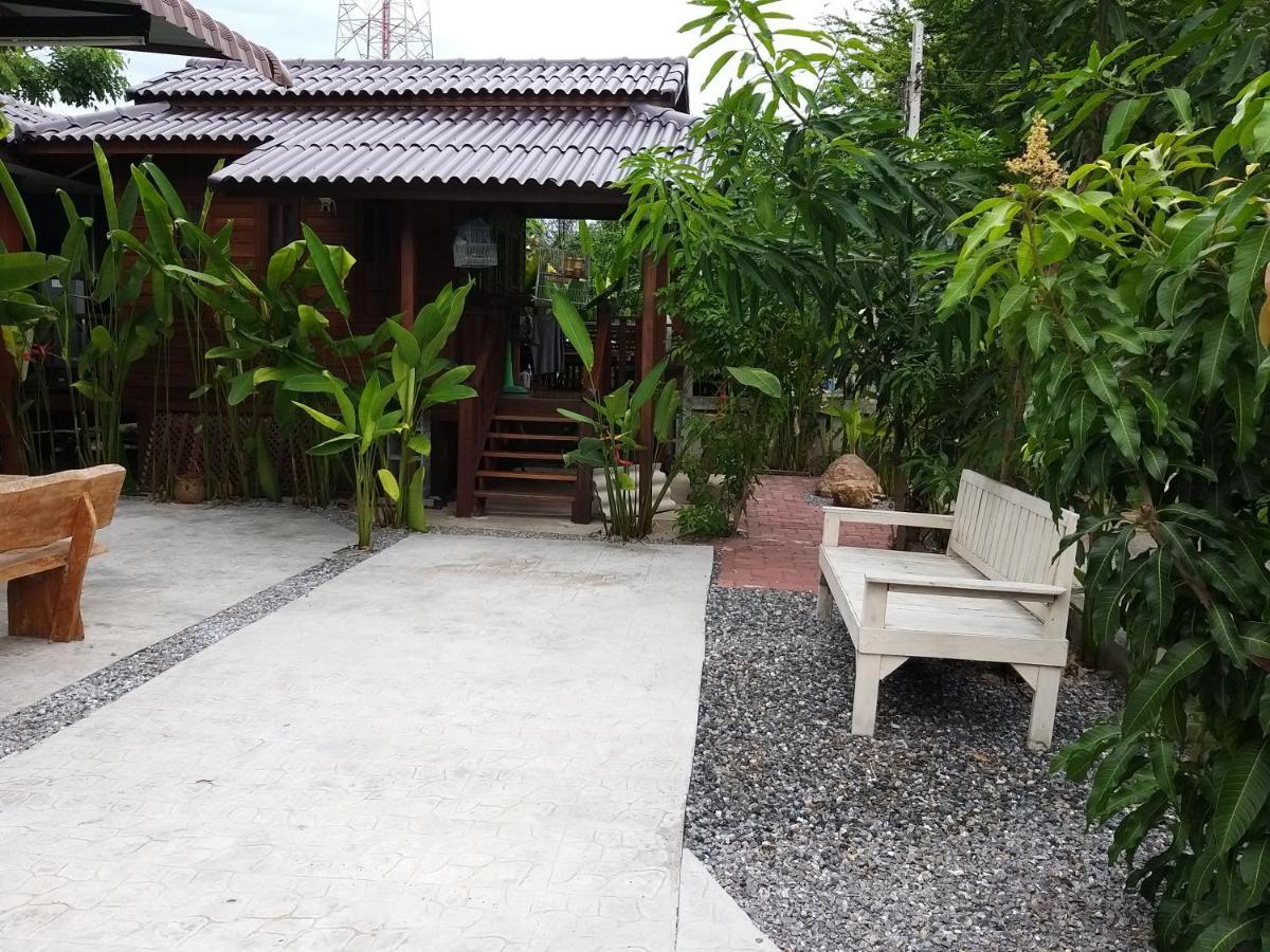 บ้านทะเลอิ่มเอม Bann Talay Im Eimm Бан-Пе Экстерьер фото